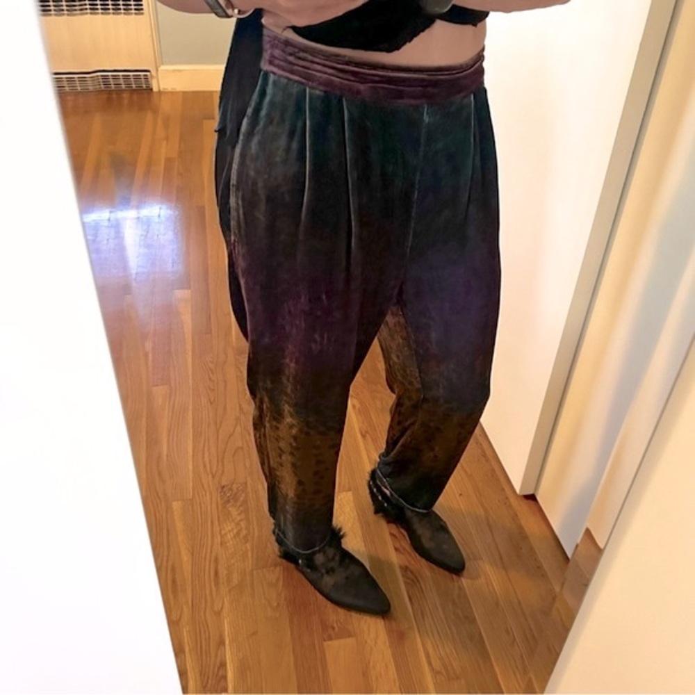 Johnny Was Ombre Cheetah Velvet Cuffed Pants - Picture 3 of 10